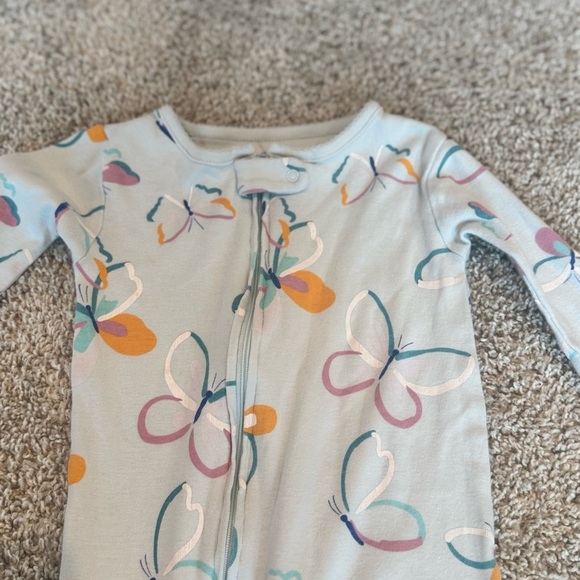Carter’s Toddler Girls’ Footed Sleeper Pajamas – Butterfly Print Size 3T - Picture 4 of 8